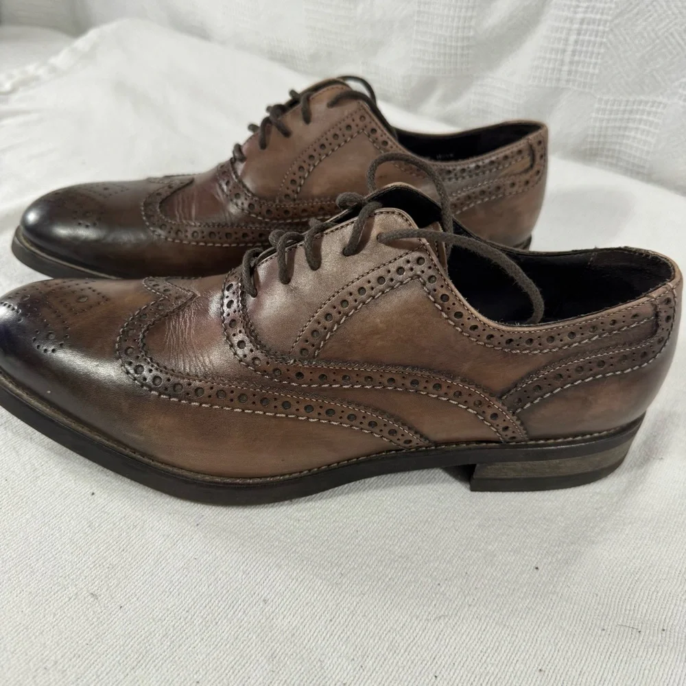 Clarks Mens‎ Size 11 Brown Leather Oxford Dress Shoes Lace Up Casual